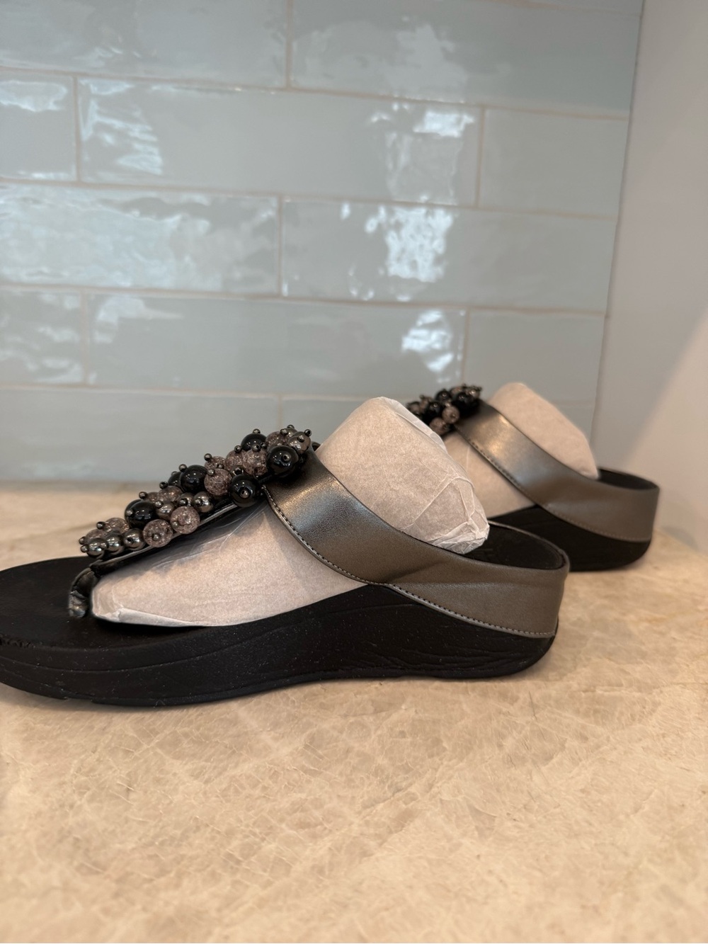 Fit Flop Black Women's Slide Sandals - Picture 3 of 6